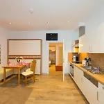 Am Edthof 4*