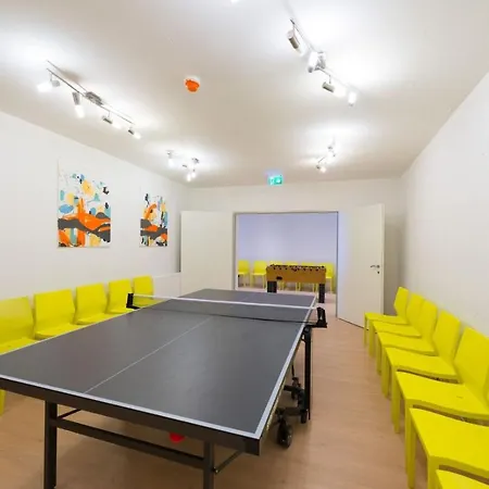 Aparthotel Appartements Am Edthof 4*