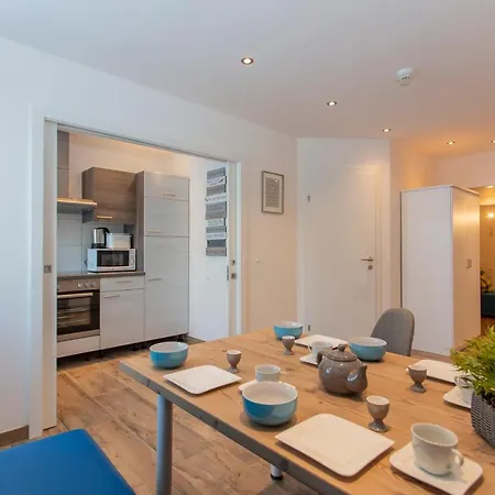 Aparthotel Appartements Am Edthof 4*