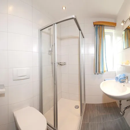 Am Edthof 4*